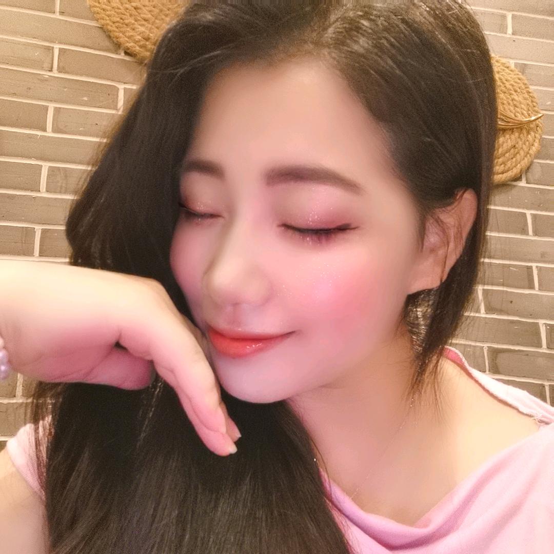 媚彩儿