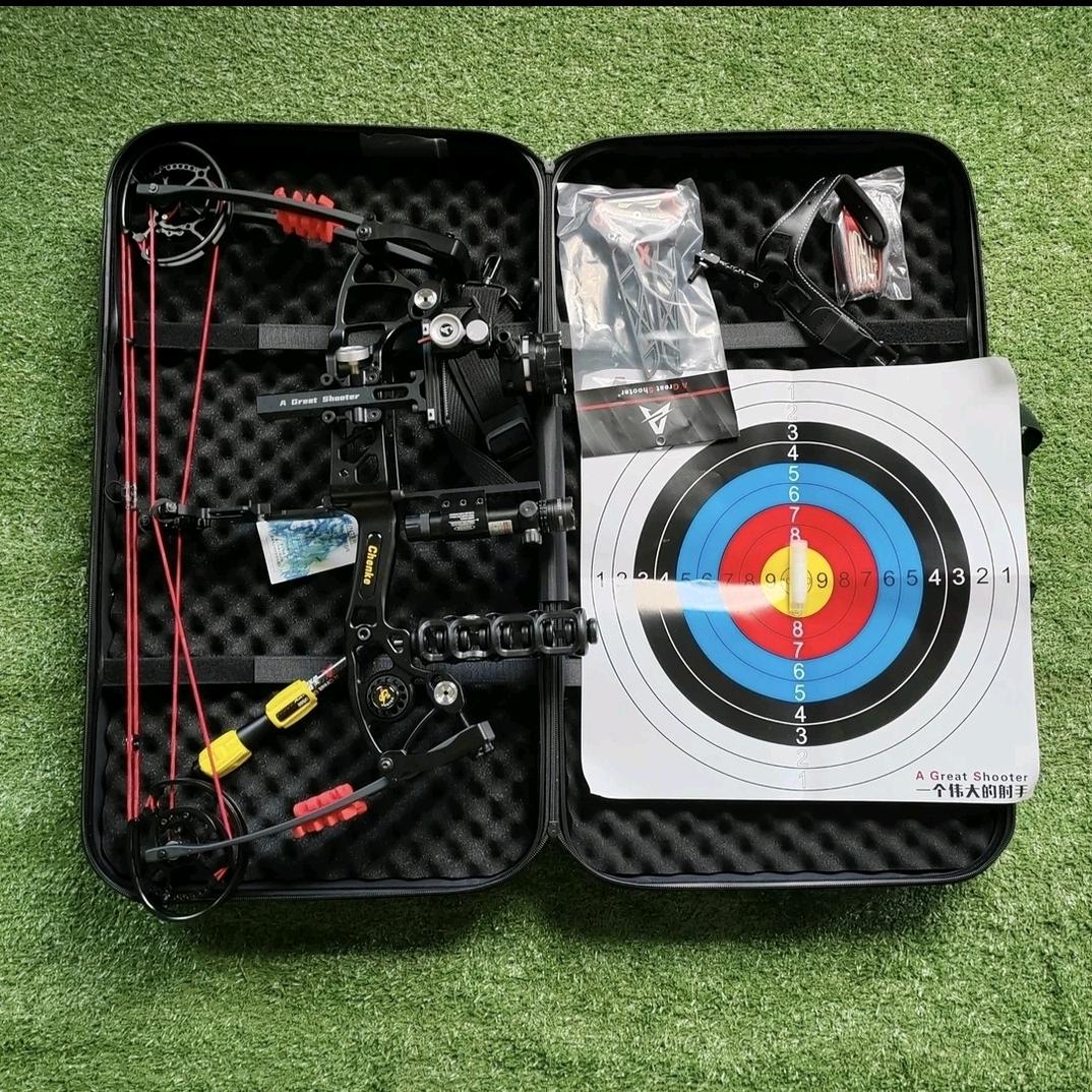 阿斯顿体育用品店