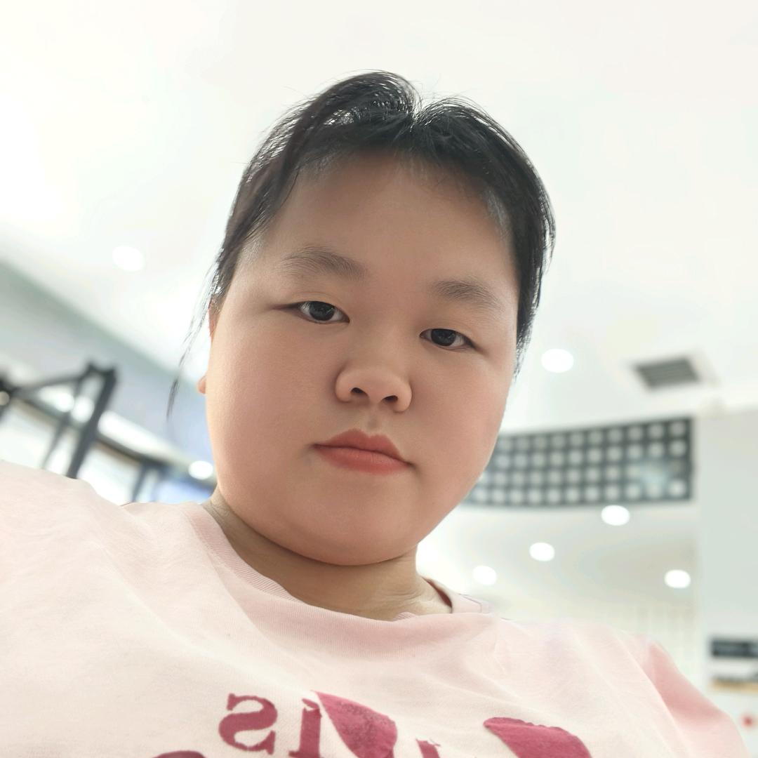 @小y