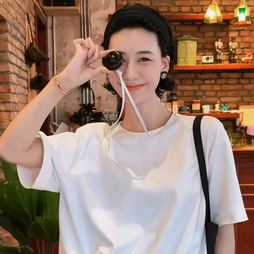 TT设计师_女装轻奢