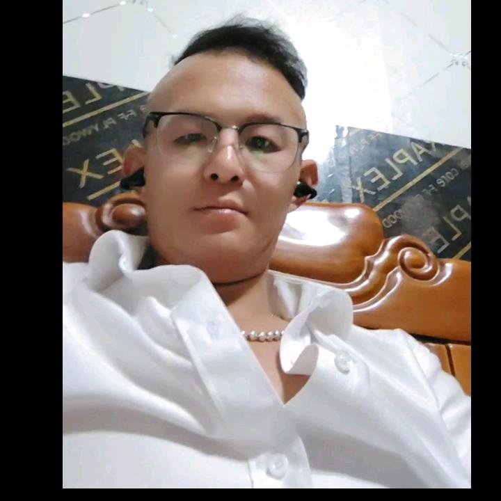 杨敏