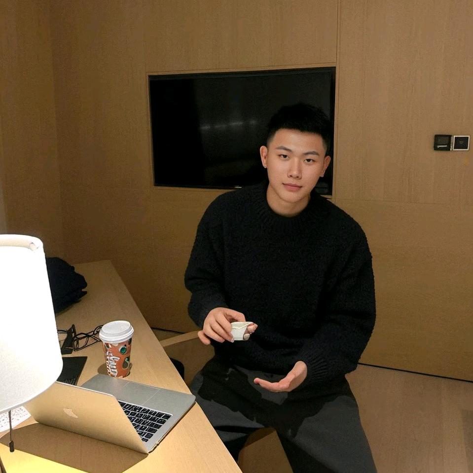 张万君