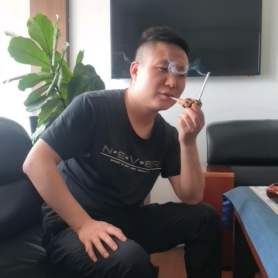 杨杨得亿