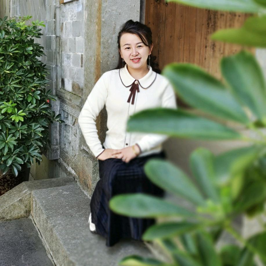 导游小婺（鄣山村♚雲顶民宿）