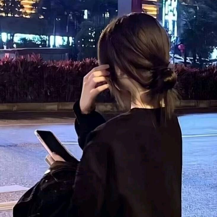 |｡･㉨･)っ♡　喜欢你♪