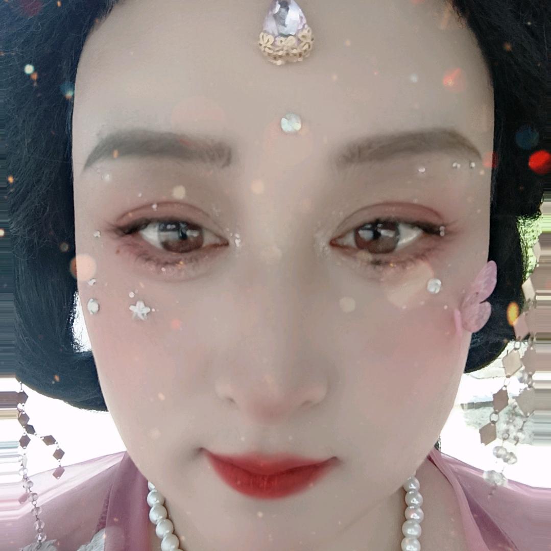 💃城城麻麻💄💋👠👑👛💍🤲