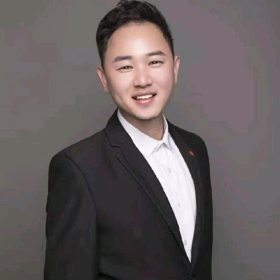 长腿欧巴在高新