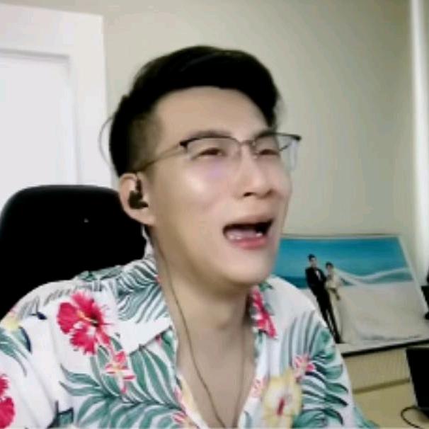 我叫你伸出手来，你龙马？