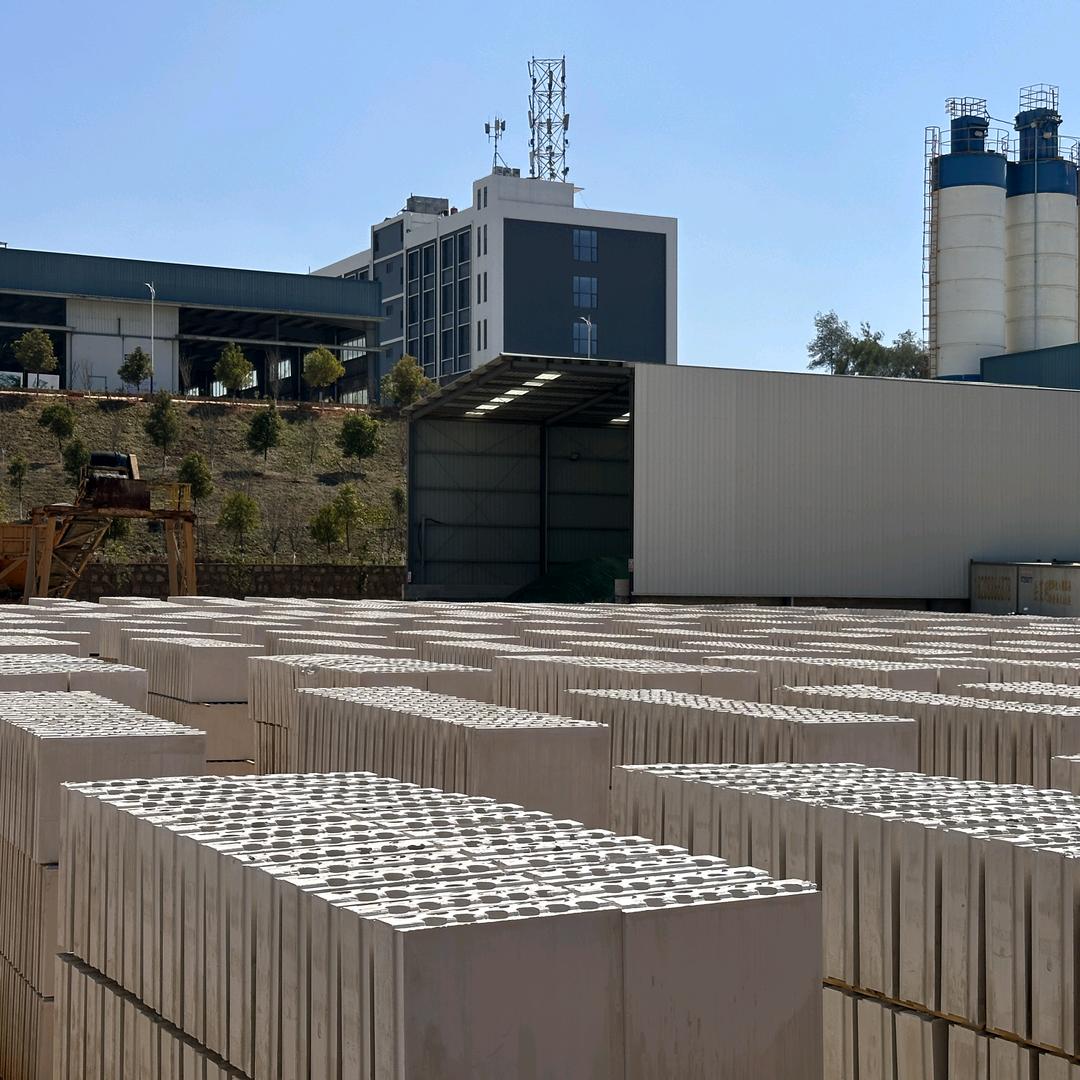 轻质隔墙厂家诺尔塞，华诺新型建材