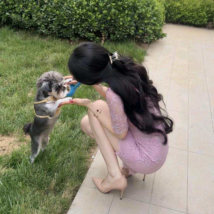 妞妞~与茶共舞🍵