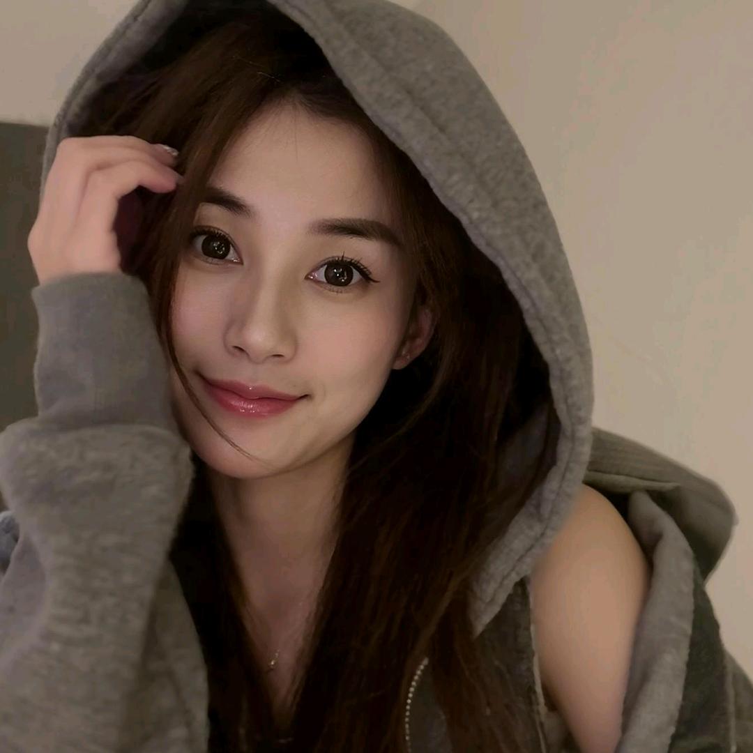 笑而不语。。。