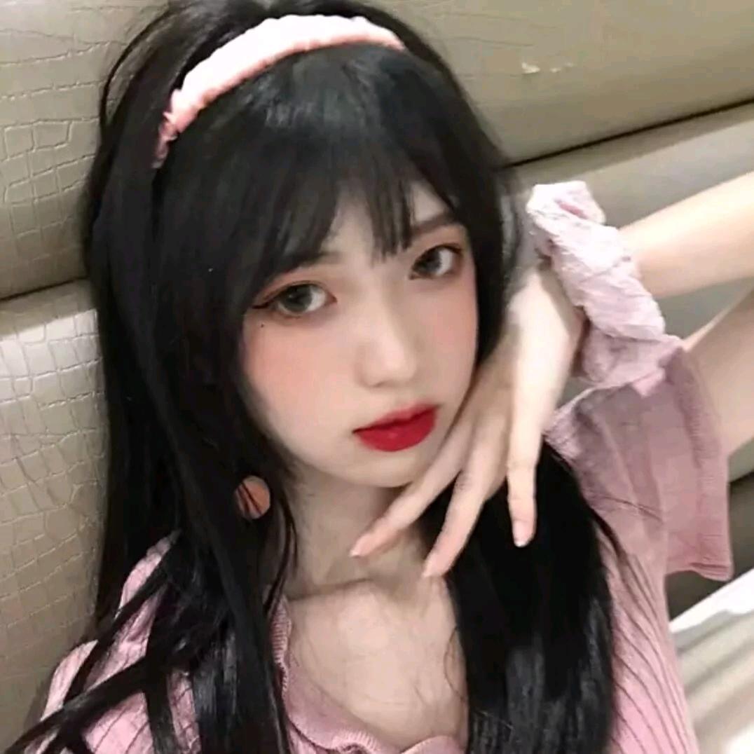 八九.