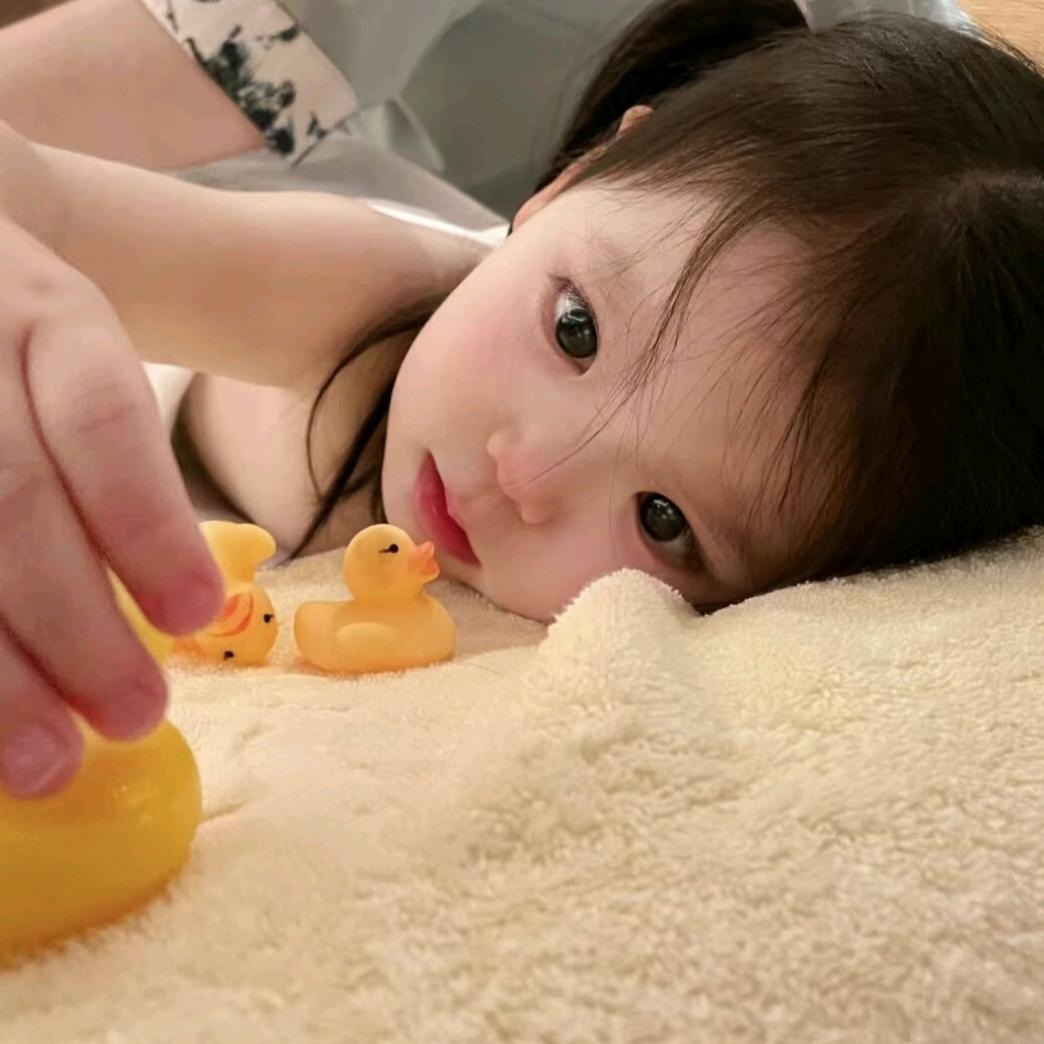 小菲๓.