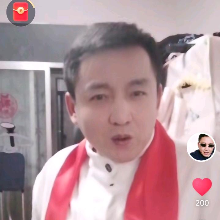 冬晨踏雪