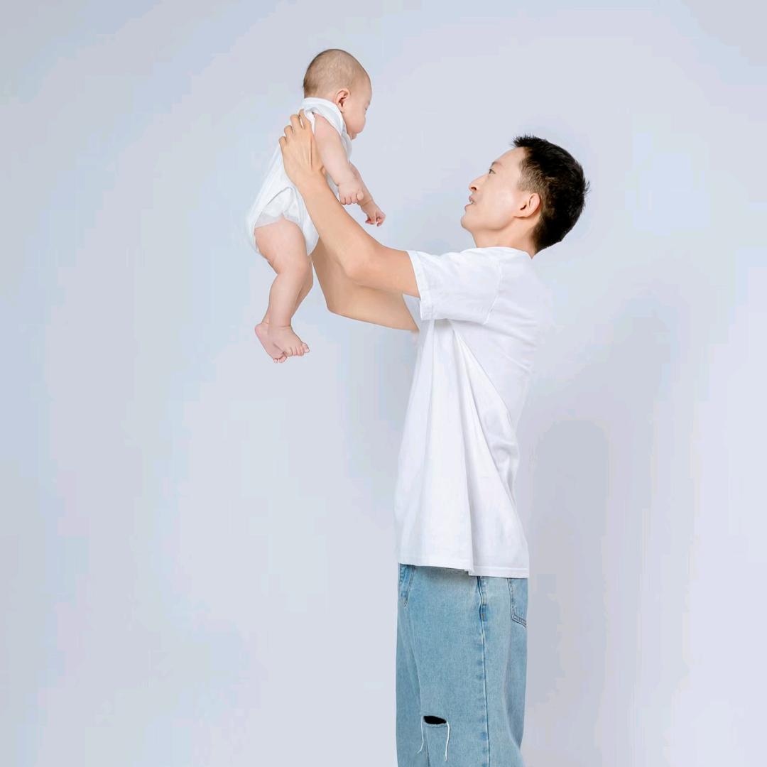 宝贝和爸爸成长日记