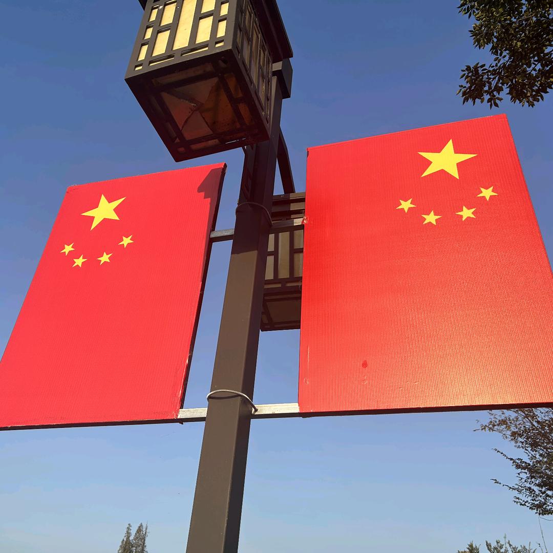 八八九九