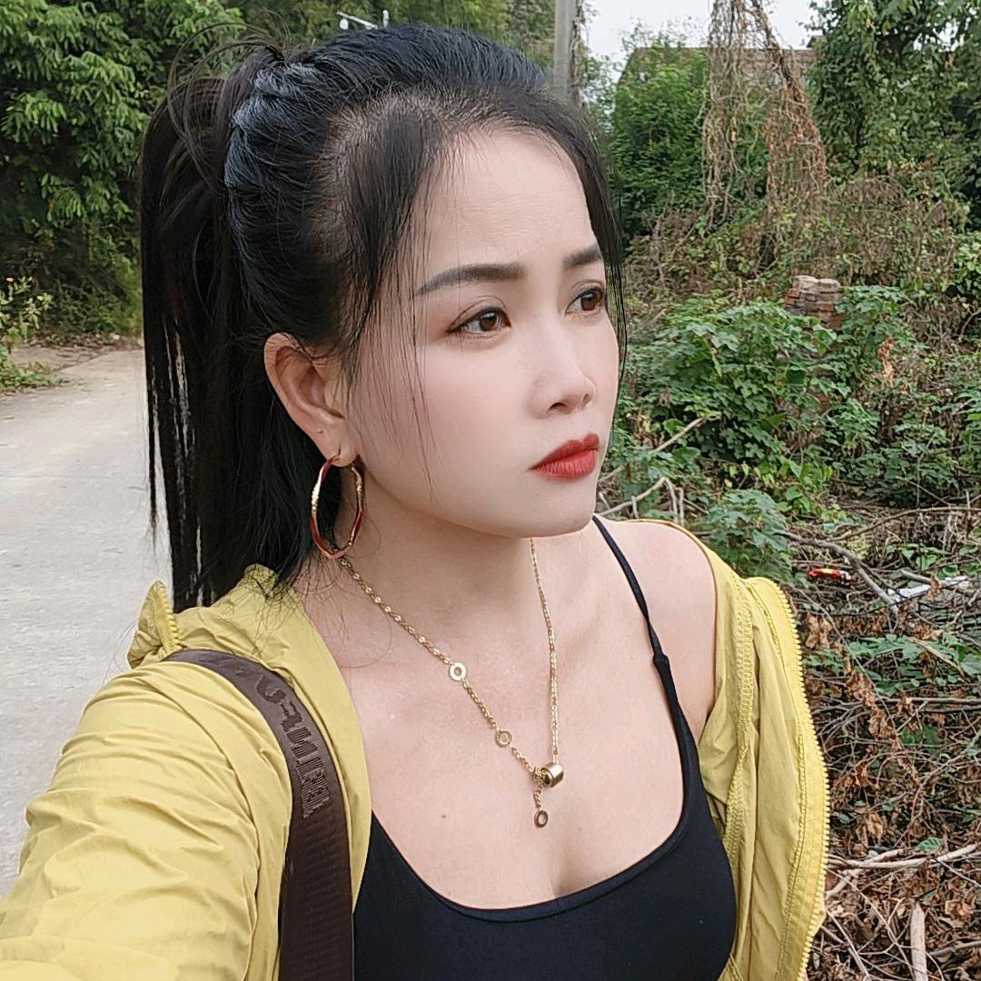 灵山红红💋