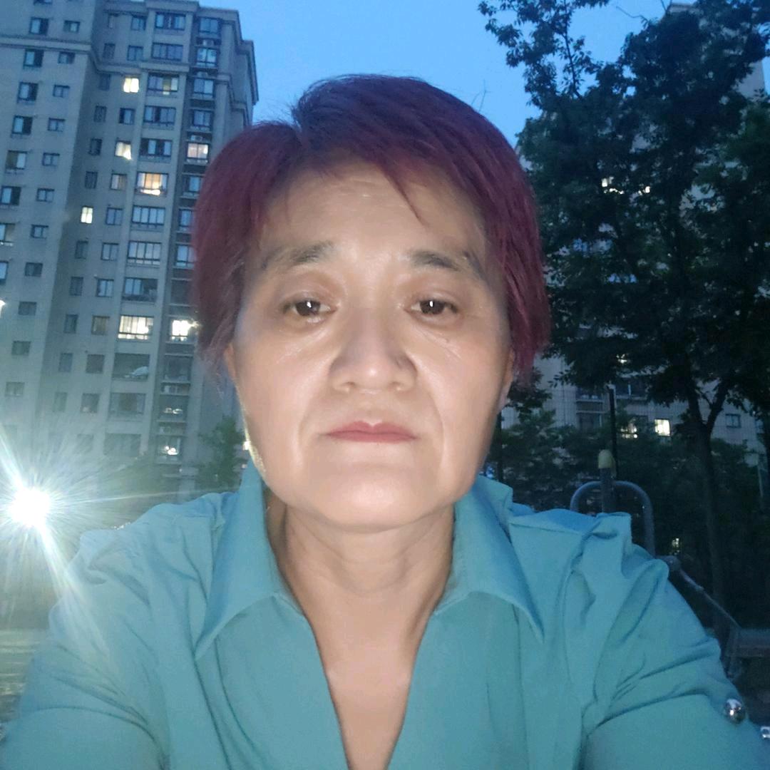 王占英