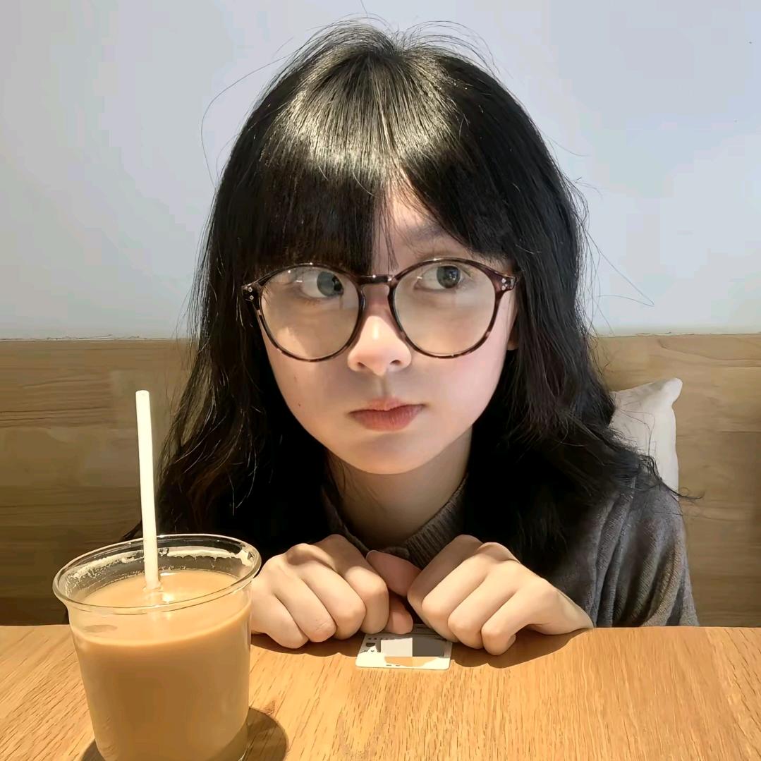 小鱼lulu