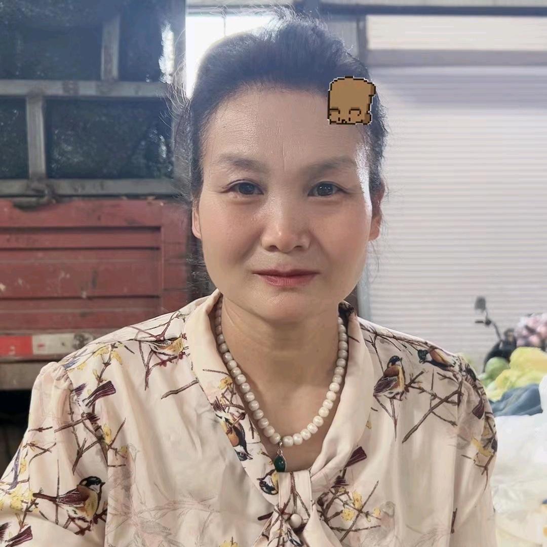 百花市场批发土豆蔬菜