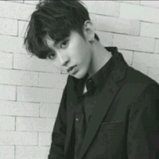 (눈_눈)困