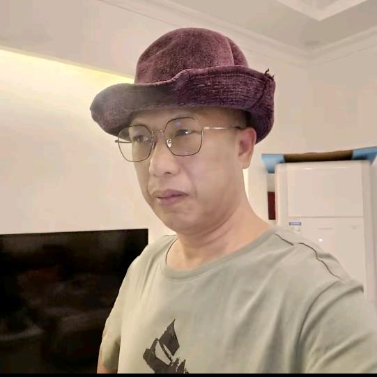 慕名而行