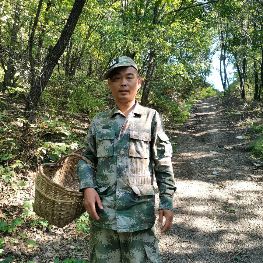 新农人小石头（家庭农场）