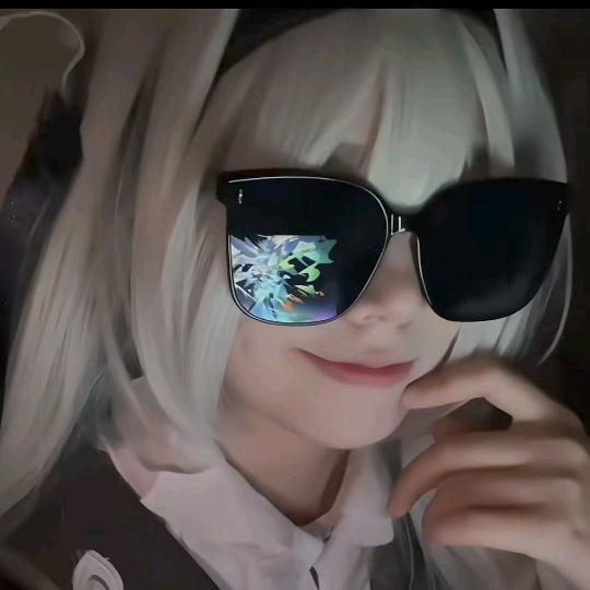 程某