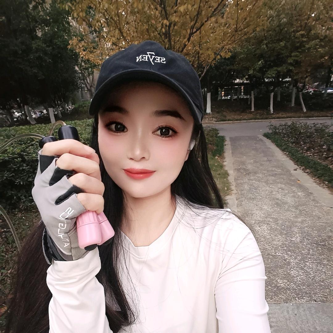 佳佳丽