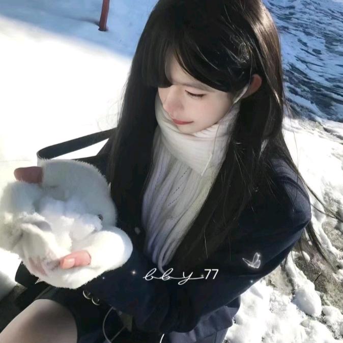 苓诗