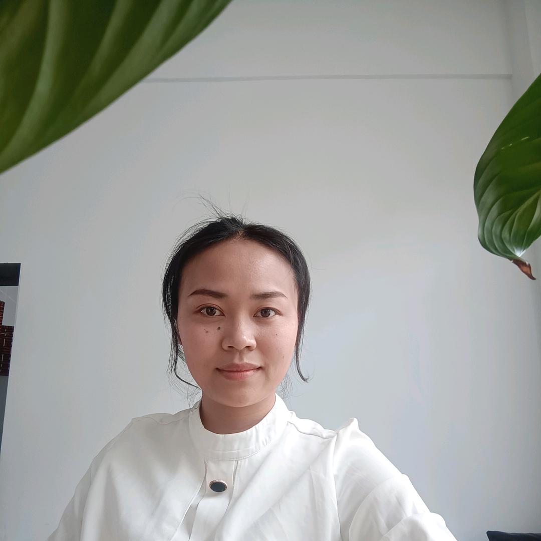云南高考（弘远教育）-何老师