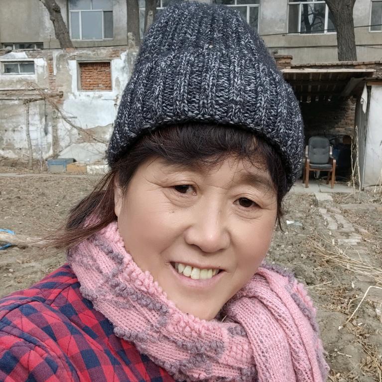 屈大牙