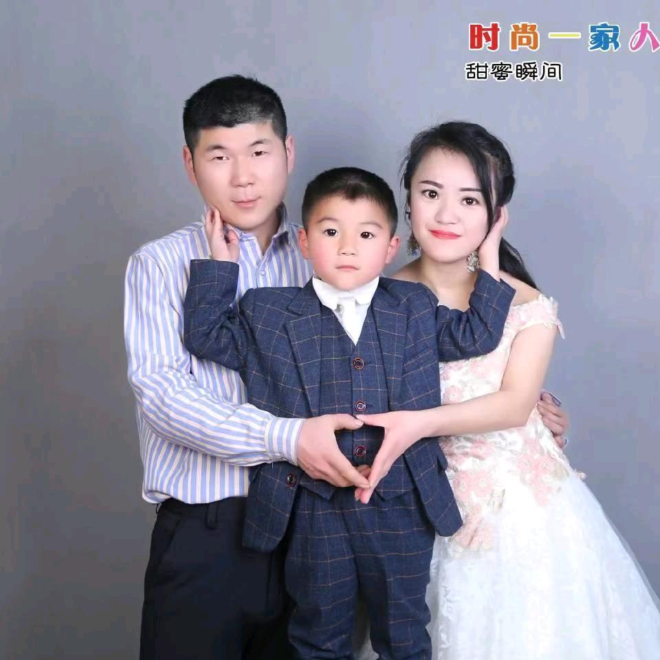 朋爸玉妈@小昊仔（拒绝私聊）