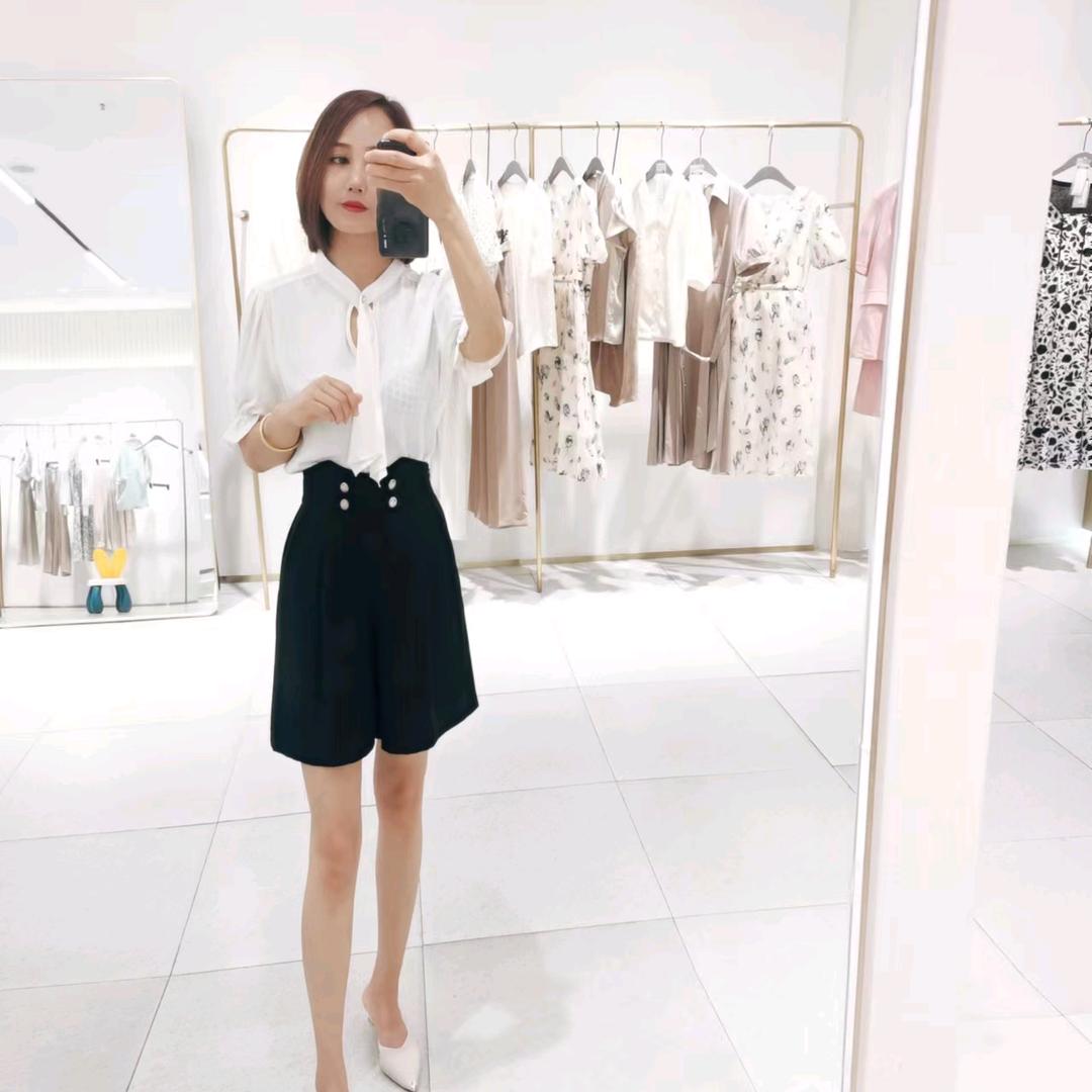 宋宋（2）大号晚上10：10 开播