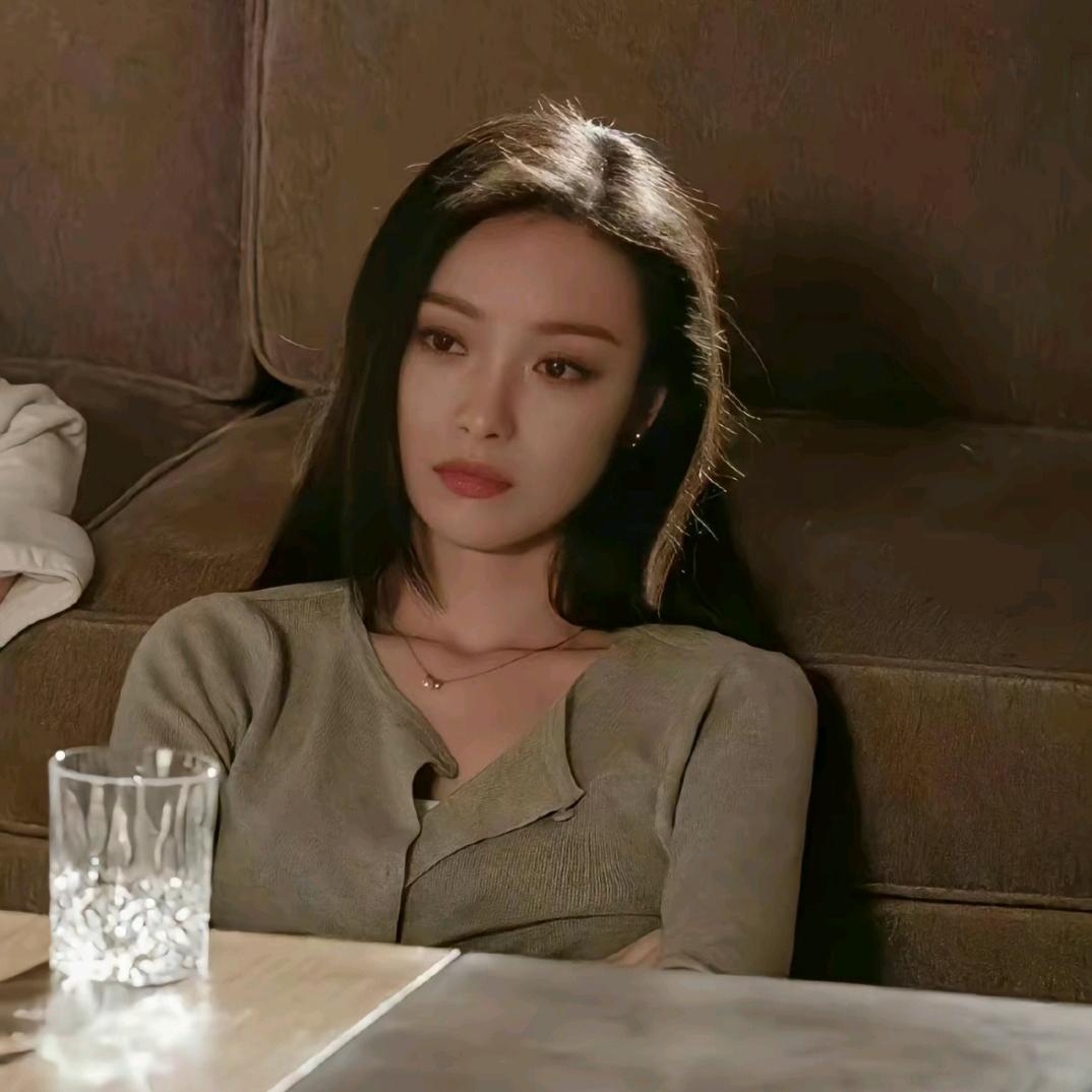 妞妞（拒绝连赞）