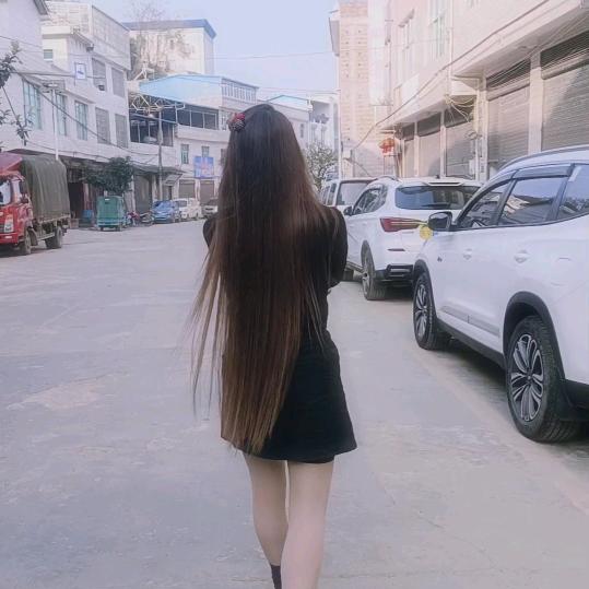 人活着为什么会那么的累有时候心累的胸口疼
