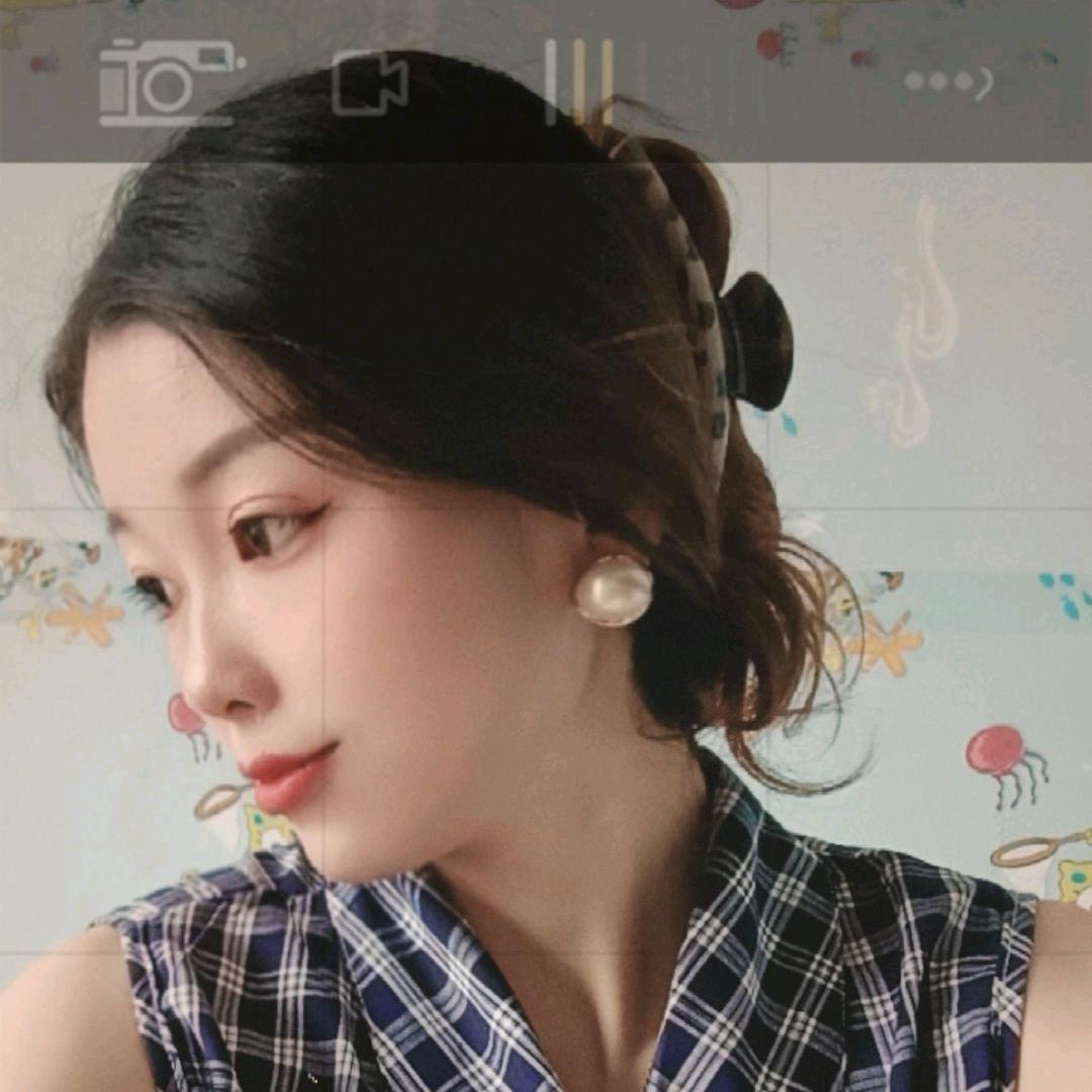 @小丽