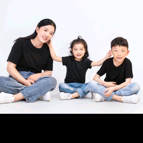 梅  梅