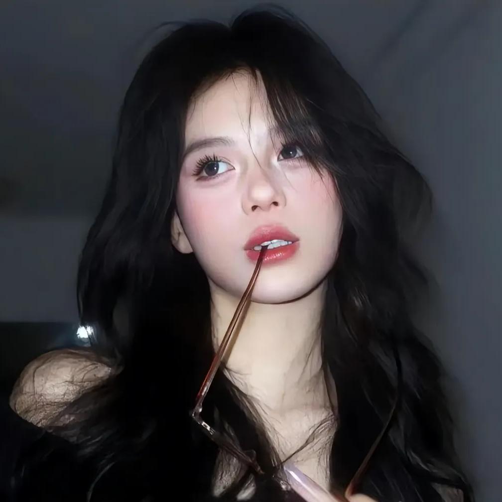 现任つ♡⊂