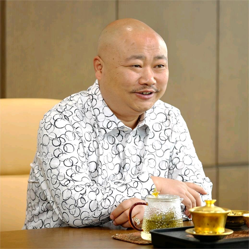 光头四爷
