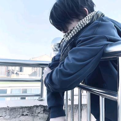 蓝晶路发条鸟