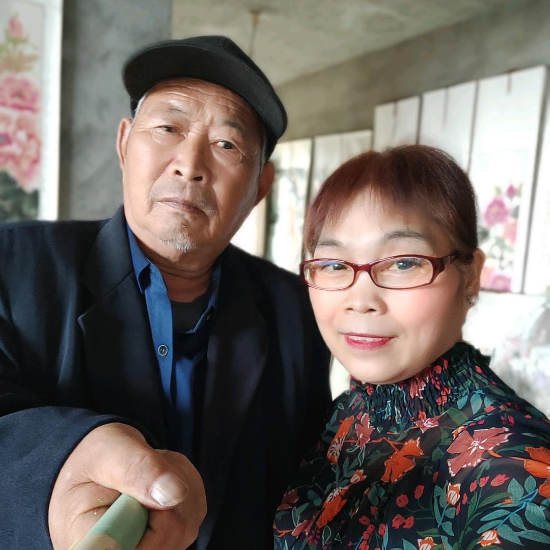 农村画老头和捣蛋闺女（上午十一点半首播）
