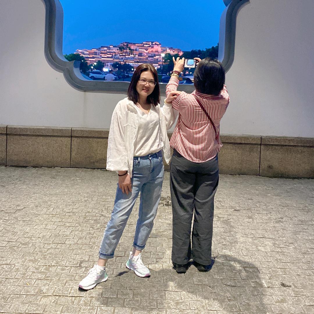 南方小妹（好物在橱窗）