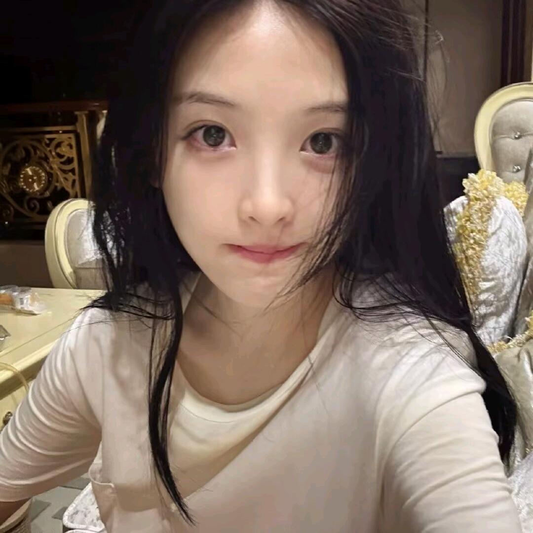 芙 昕