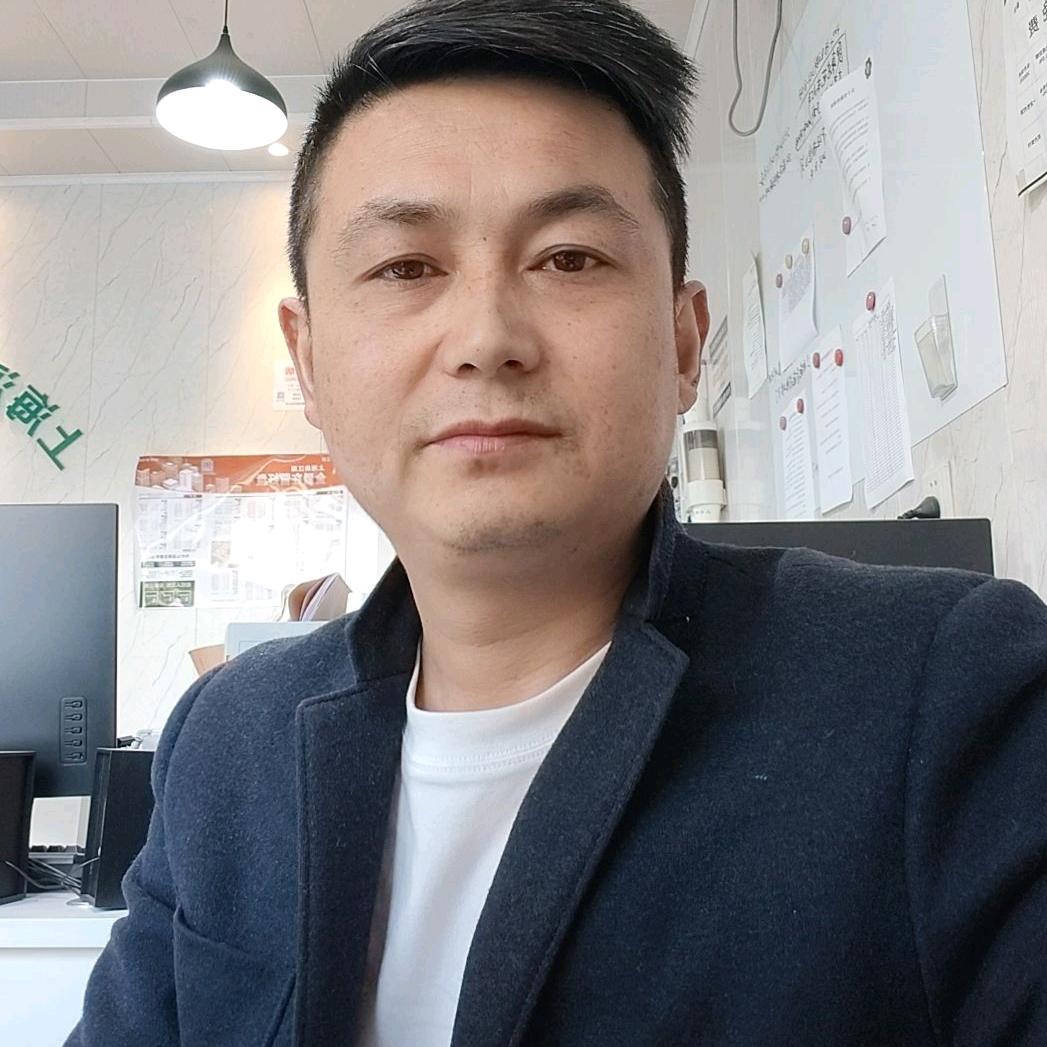 快乐卖房人小曹。