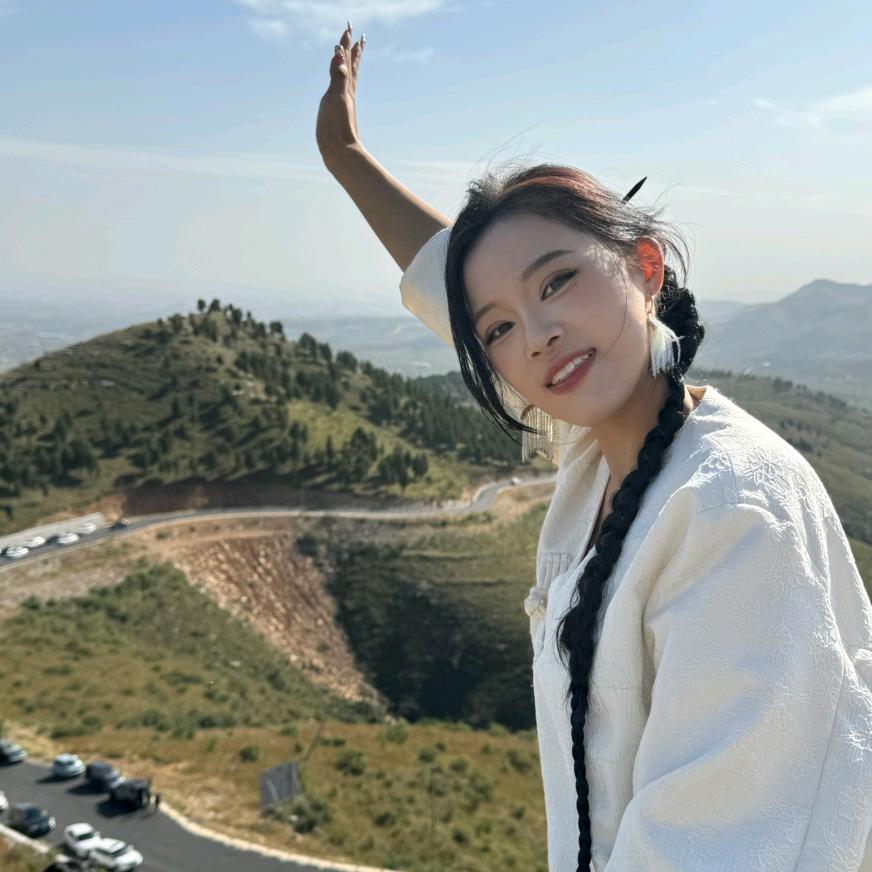 获嘉媛媛眉形设计