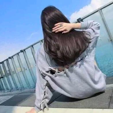 裙下之臣，你不配