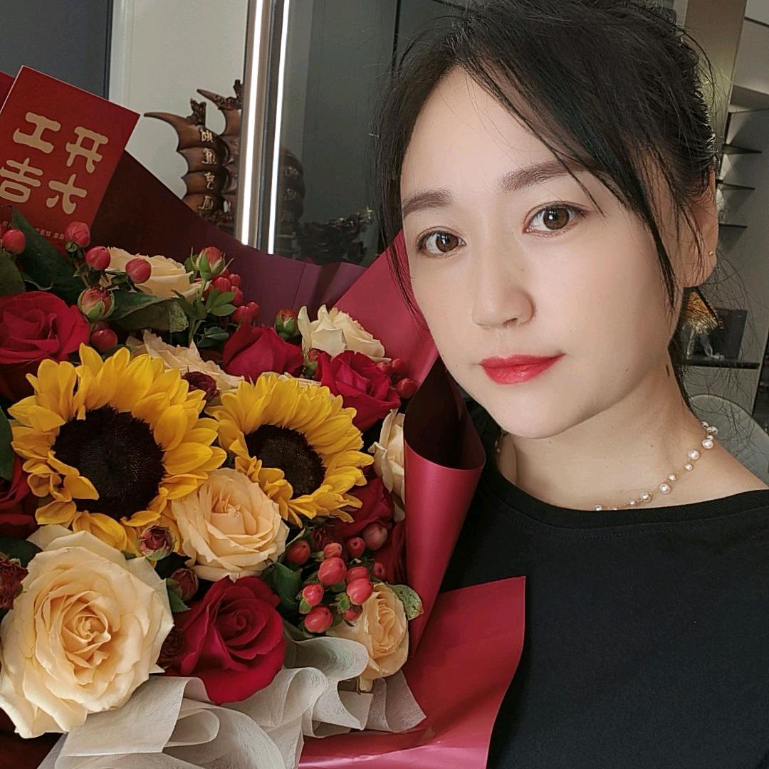 临猗掌上明珠家居顾问小姚