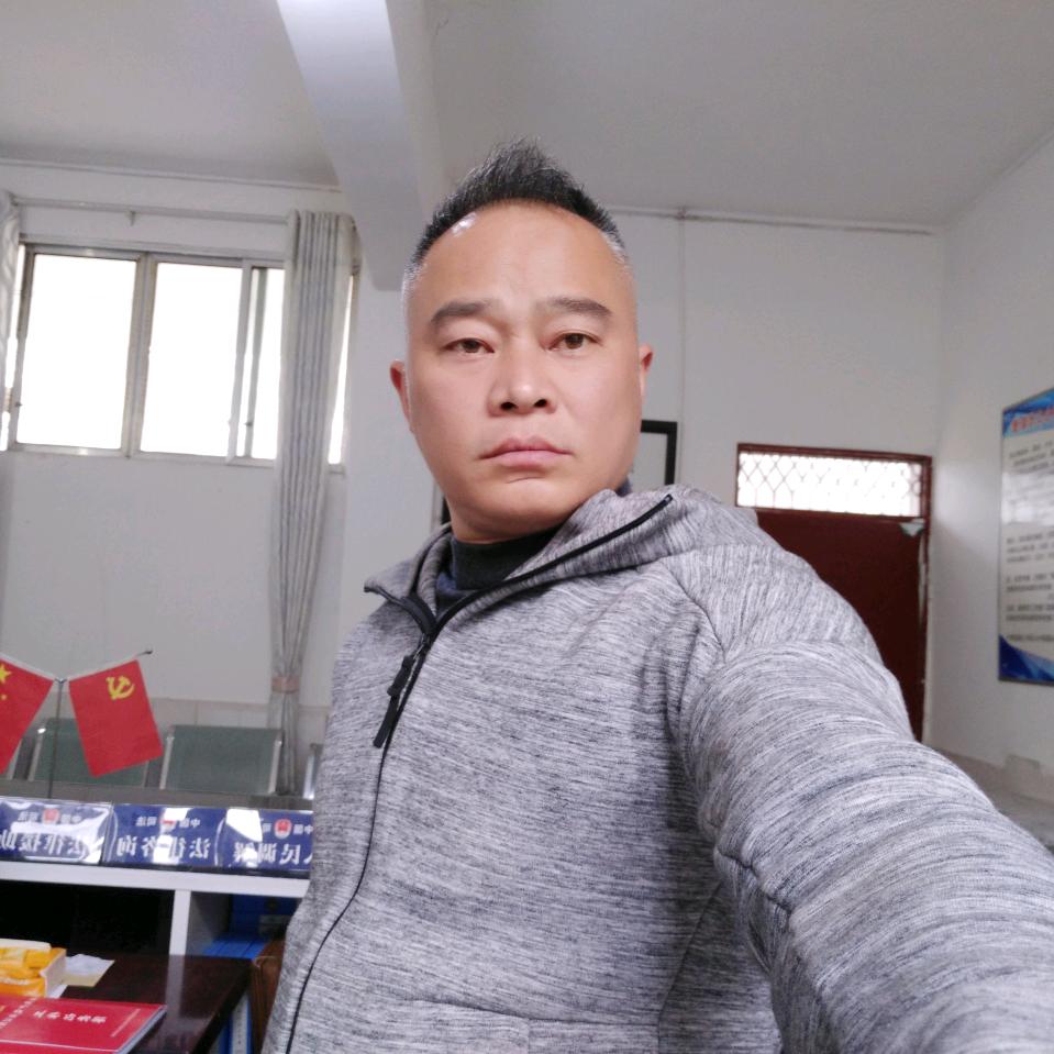夏显锋(村书记助农)