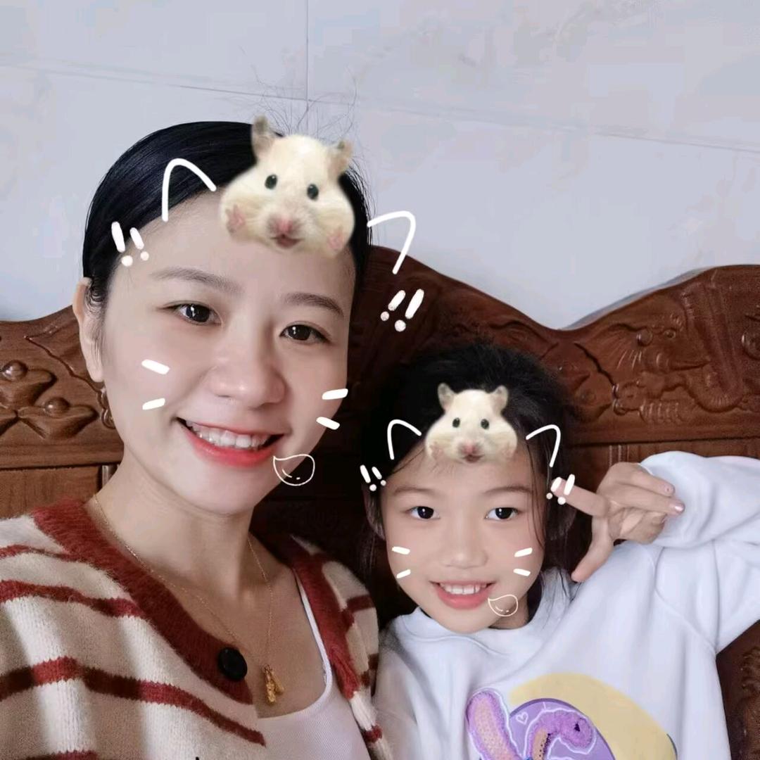 小婷😇🐔🇨🇳